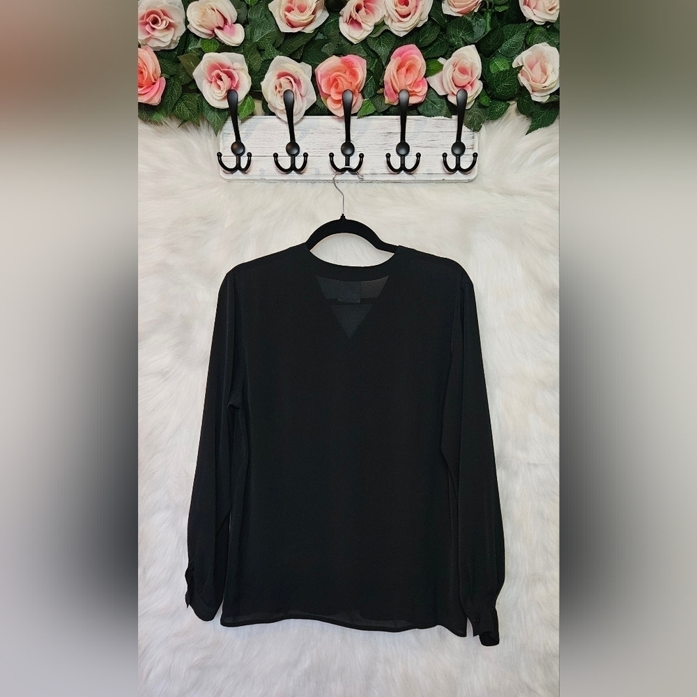 Jones New York Petite Classic Sheer Button Up Blouse - Picture 6 of 8